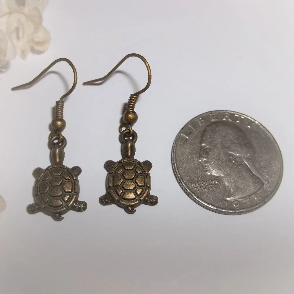 Turtle Earrings, Bronze Turtle Earring, Turtle Jewelry, Vacation Jewelry, 8043 - Picture 2 of 8